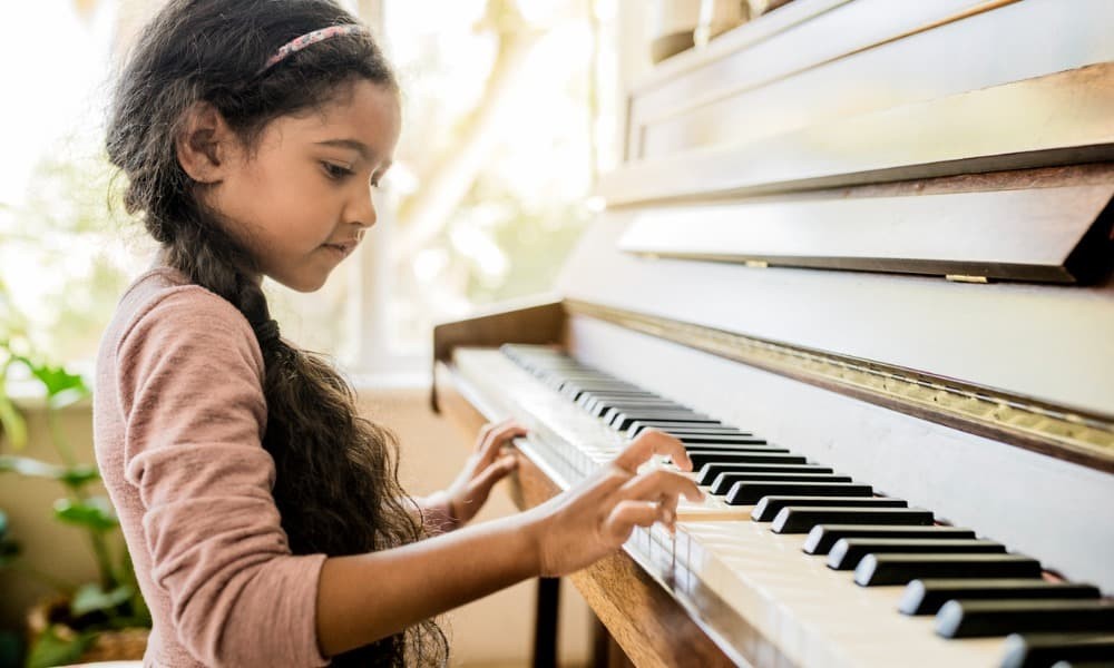Piano Lessons Singapore for Beginners, Kids and Adult Learners